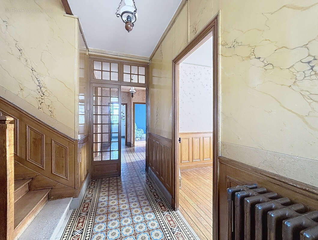 Maison à COULOMMIERS