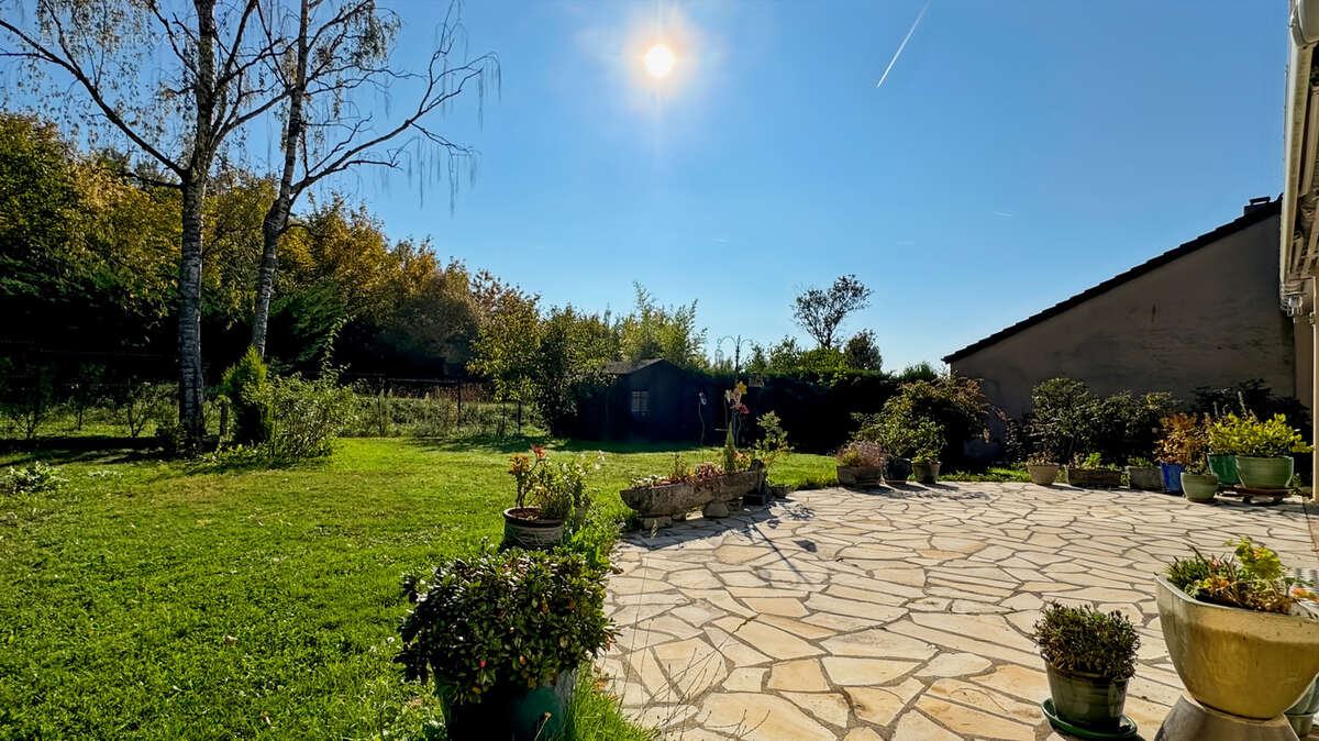 Maison à SAINT-NOM-LA-BRETECHE