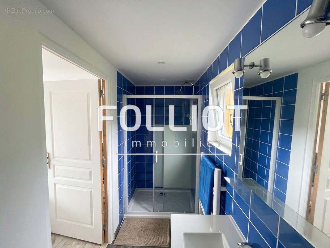 À Vendre : Pavillon sur sous-sol 6 pièces à vendre à Sainte-Honorine-des-Pertes, Aure sur Mer - photo 15