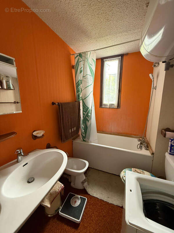 Appartement à UVERNET-FOURS