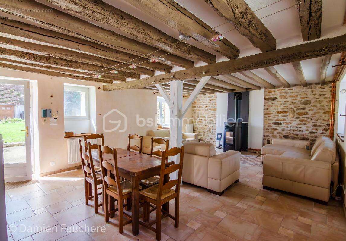 Maison à CONGERVILLE-THIONVILLE