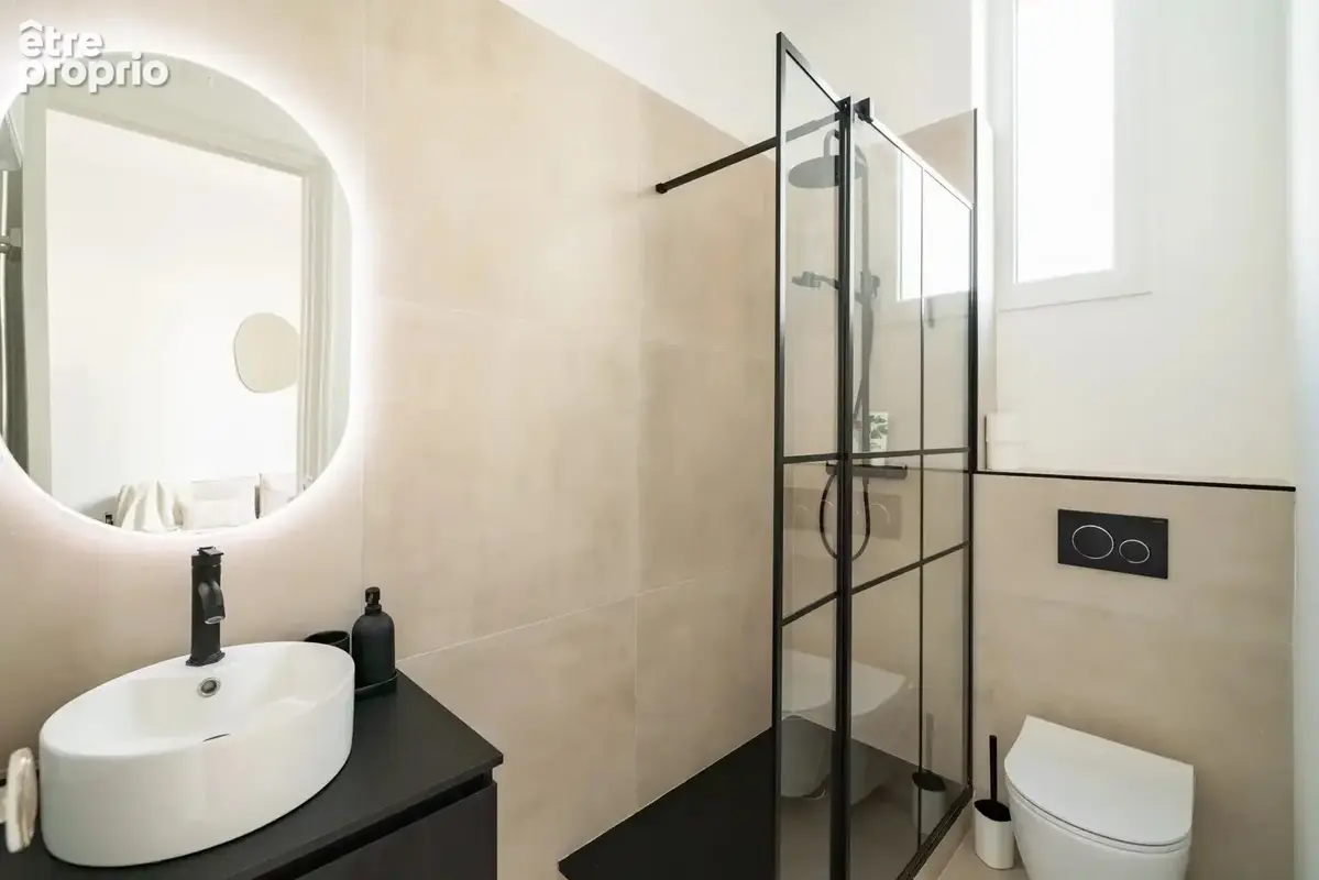 Cannes, rue d'Antibes – Studio 32 m² entièrement rénové – Palais des Festivals à 100 m - photo 10