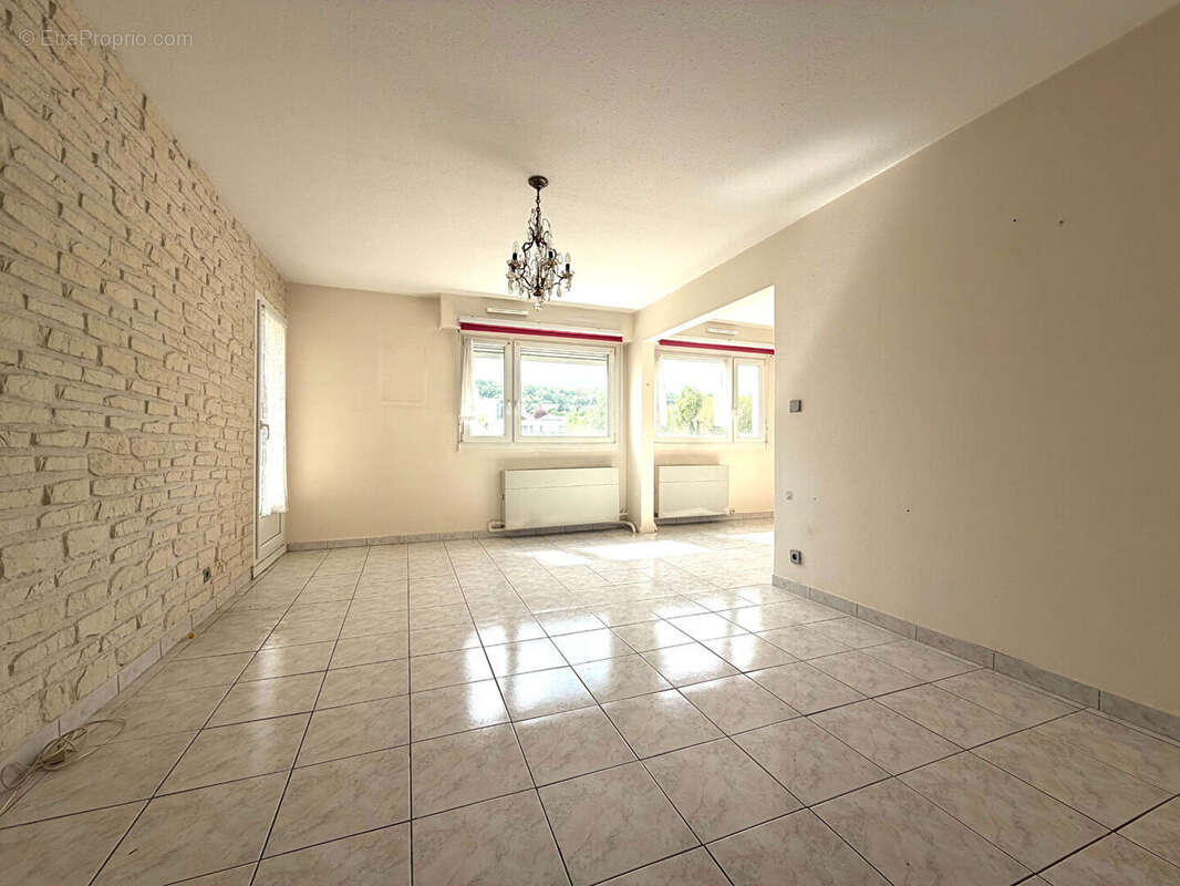Appartement à CHAMPIGNEULLES