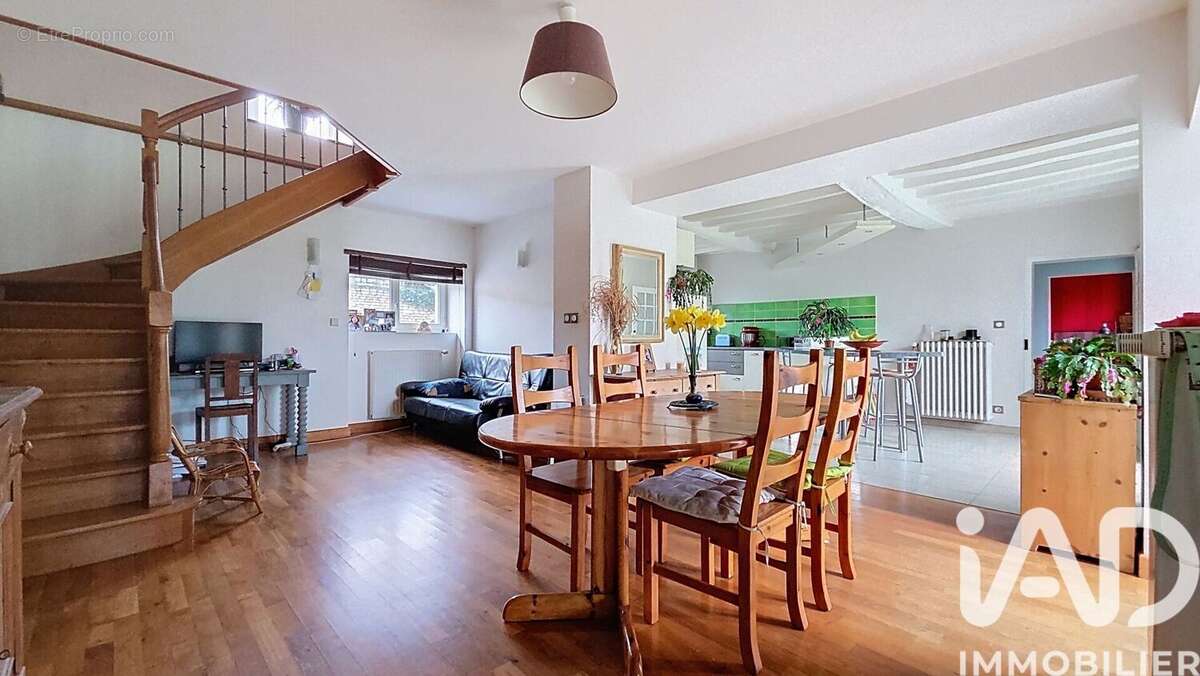 Maison 182 m² à Vendeuvre  - photo 3