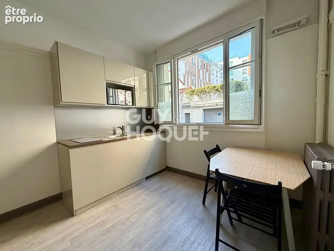 Appartement 2 pièces à vendre à Vanves - Proche métro Ligne 13 et gare Vanves-Malakoff - photo 2