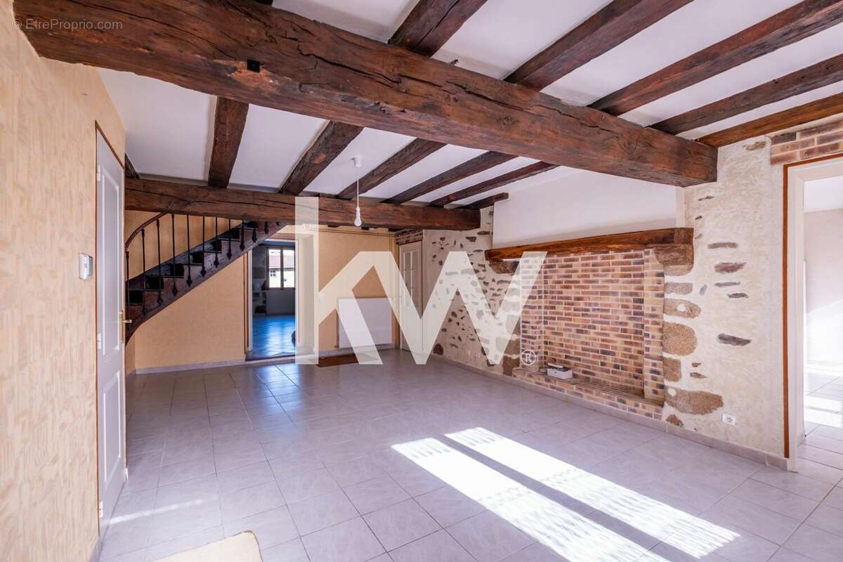 Maison à VERNEUIL-SUR-VIENNE