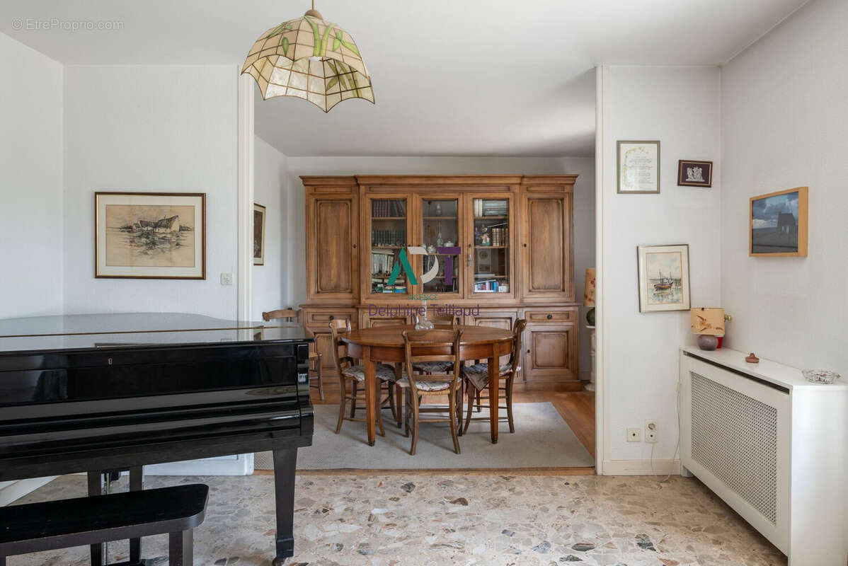 Maison à MONTBONNOT-SAINT-MARTIN