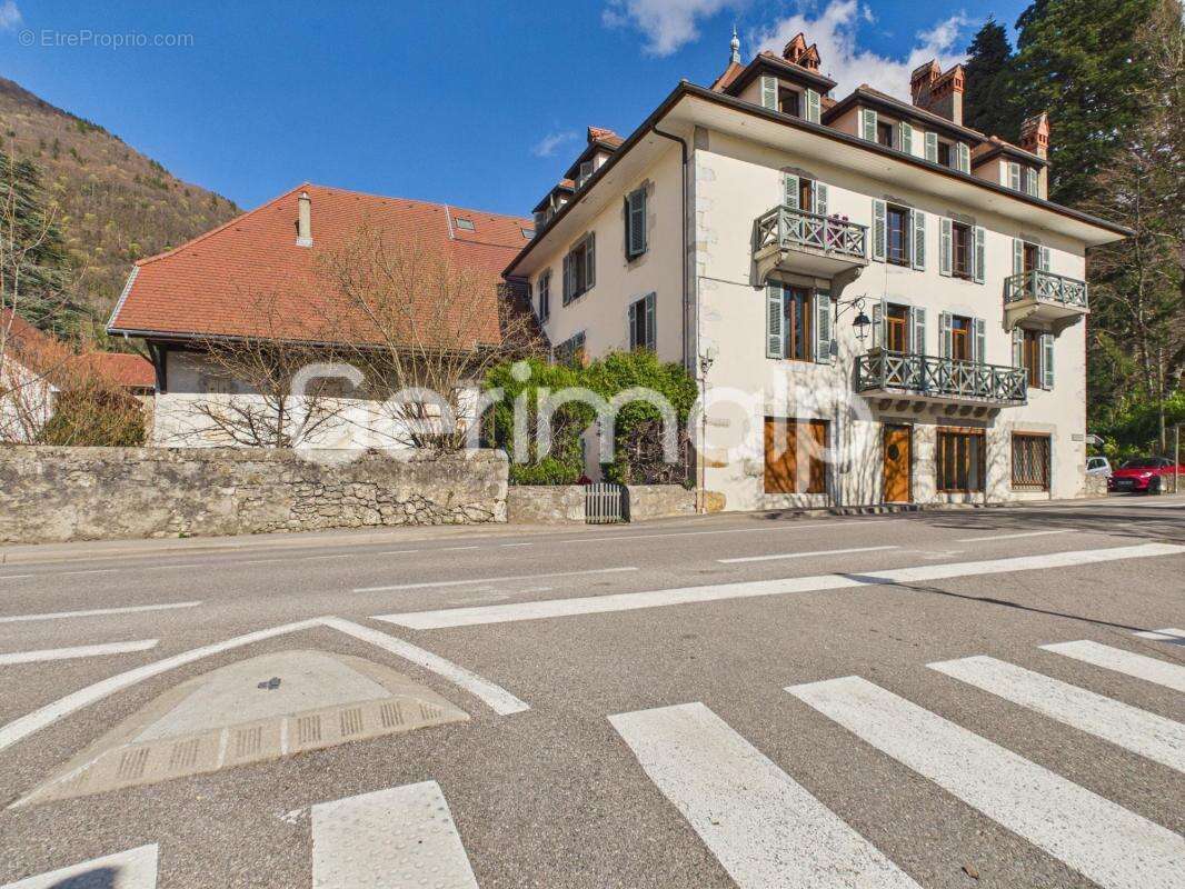 Appartement à MENTHON-SAINT-BERNARD