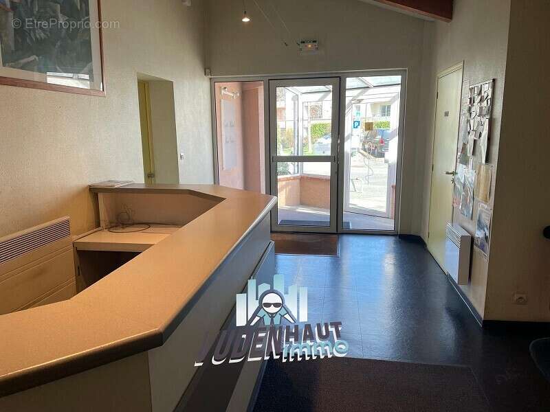 Commerce à VILLENEUVE-TOLOSANE