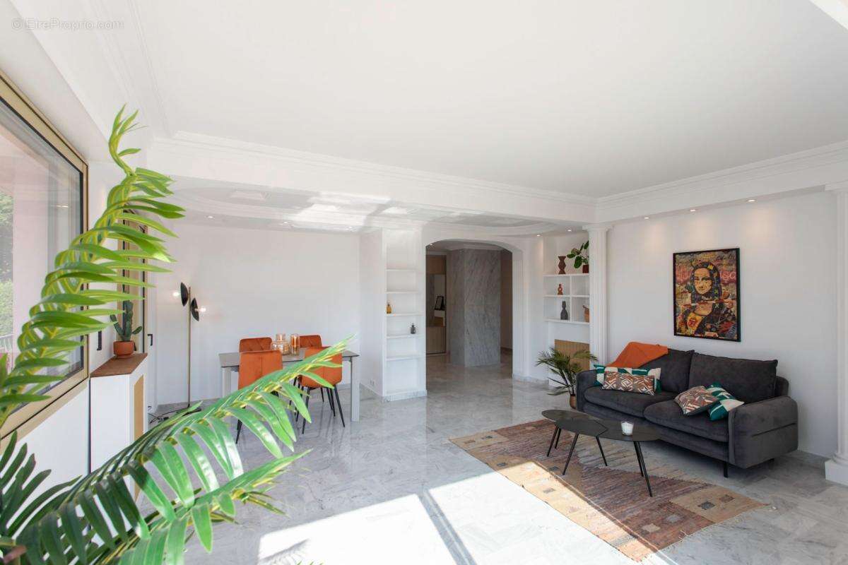 Appartement 103 m² à Le Cannet  - photo 3