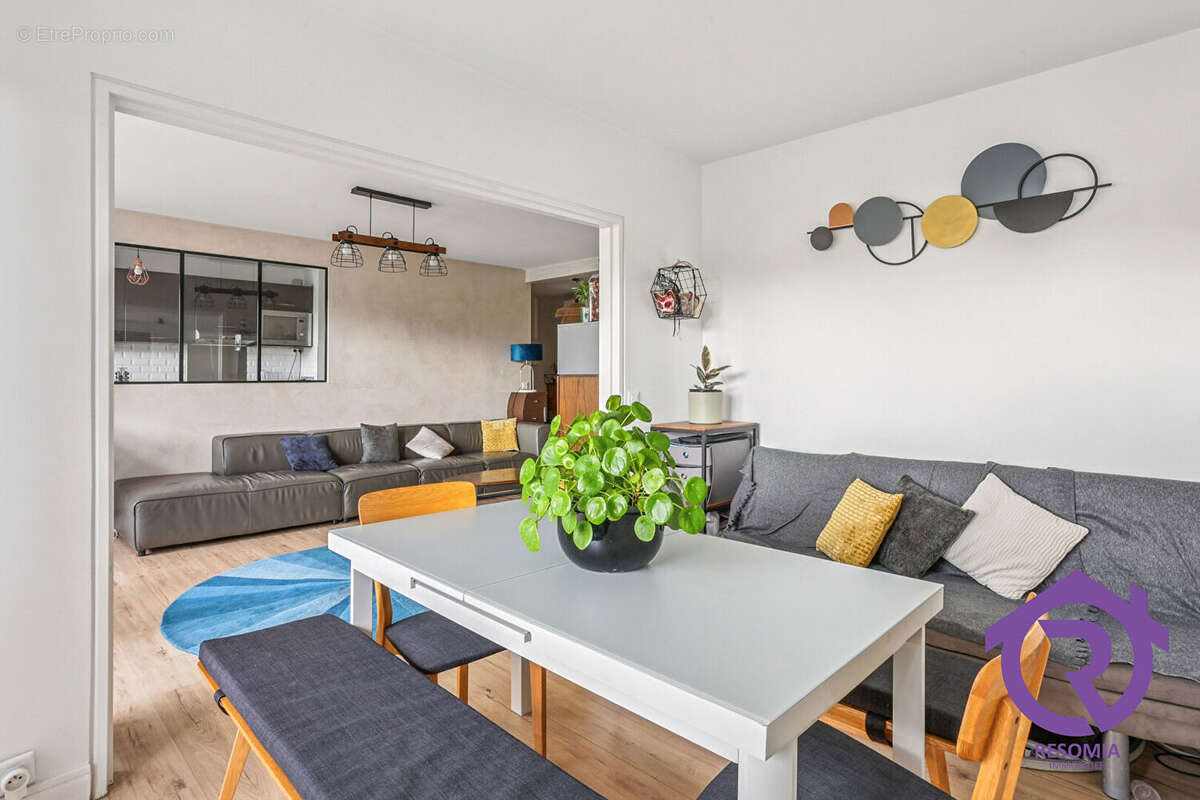 Appartement à LE PLESSIS-ROBINSON