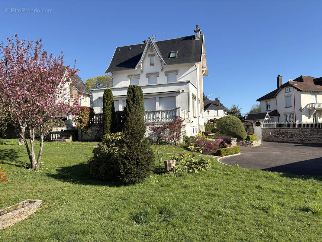 Maison à LUXEUIL-LES-BAINS