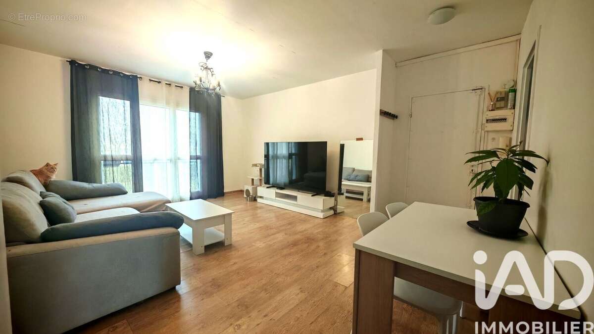 Appartement 70 m² à Yerres  - photo 4