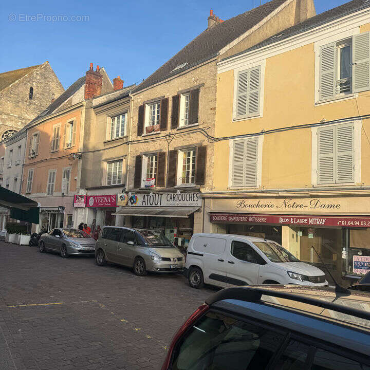 Maison à ETAMPES