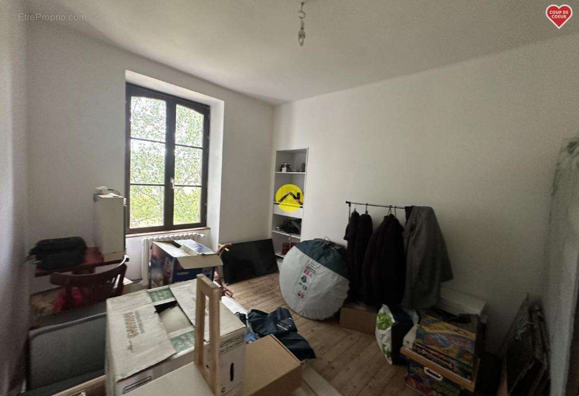 Maison à JOUET-SUR-L&#039;AUBOIS