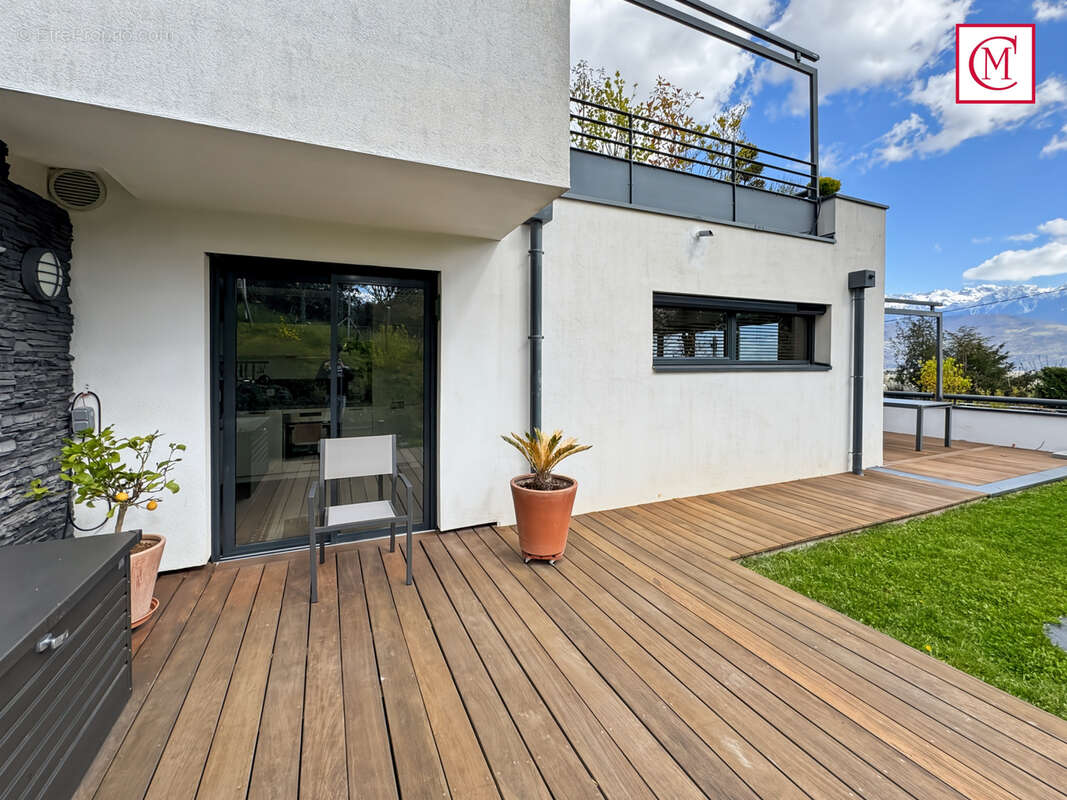 Appartement à LA TRONCHE