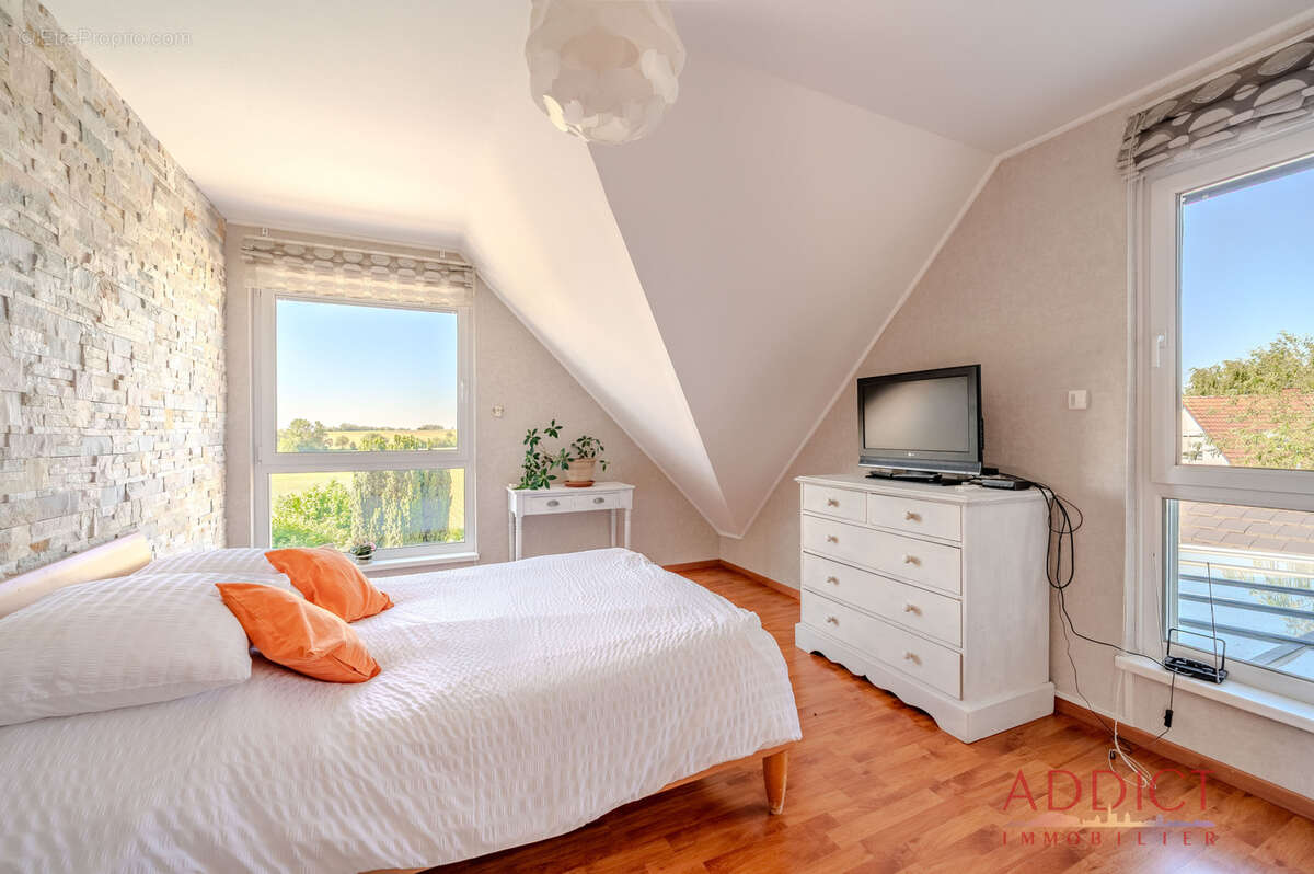 Maison à WIWERSHEIM