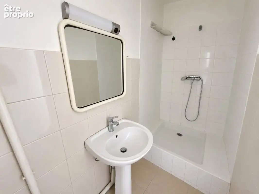 Aix-en-provence – centre-ville – type 2 de 32 m² – calme et vue agreable - photo 8
