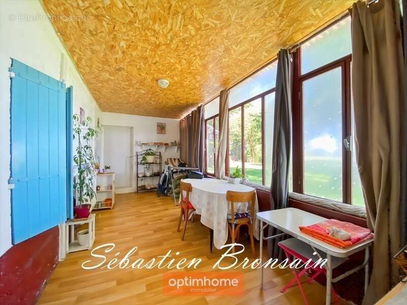 Maison à BOUSSELANGE