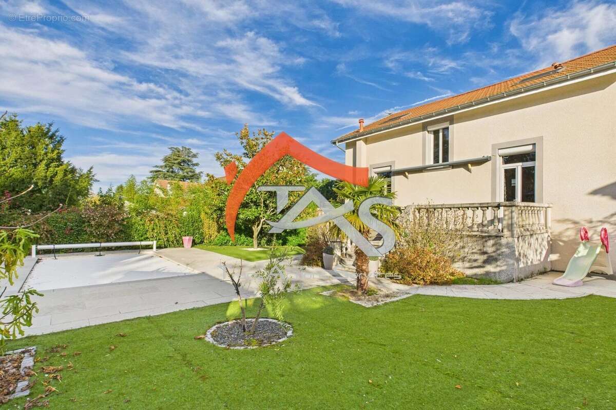 Maison à SAINT-CHAMOND