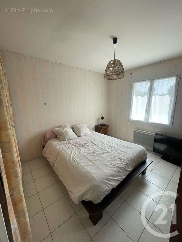 Maison à SAINT-SEURIN-SUR-L&#039;ISLE