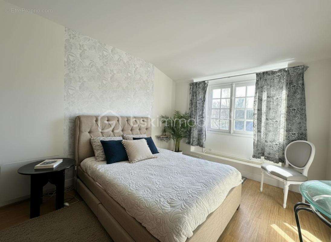 Maison à LONGNY-AU-PERCHE