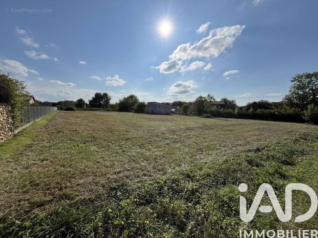 Photo 1 - Terrain à NIEUIL