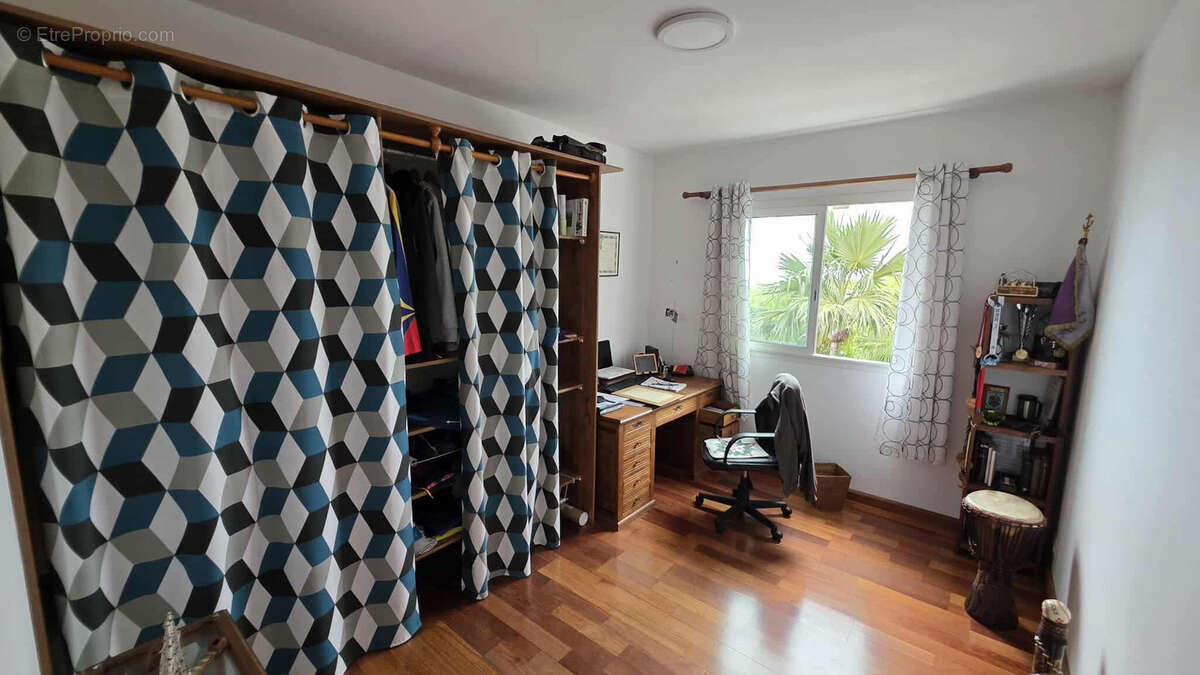 Maison à PETITE-ILE