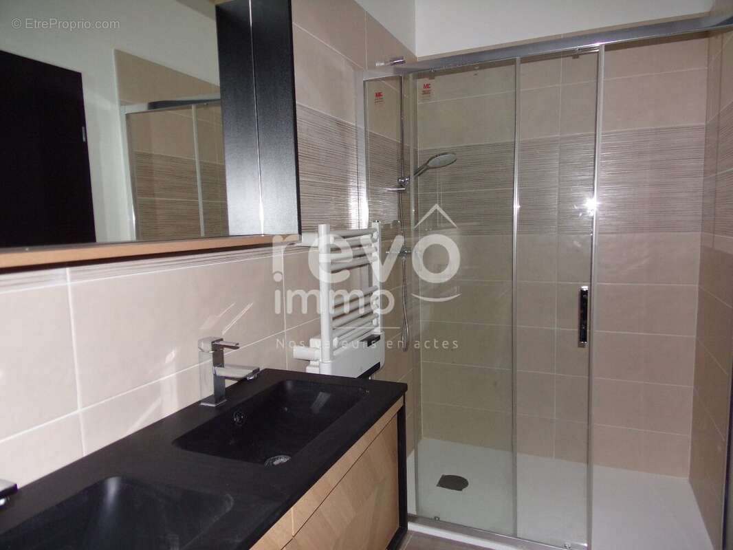 Appartement à PAULHAN