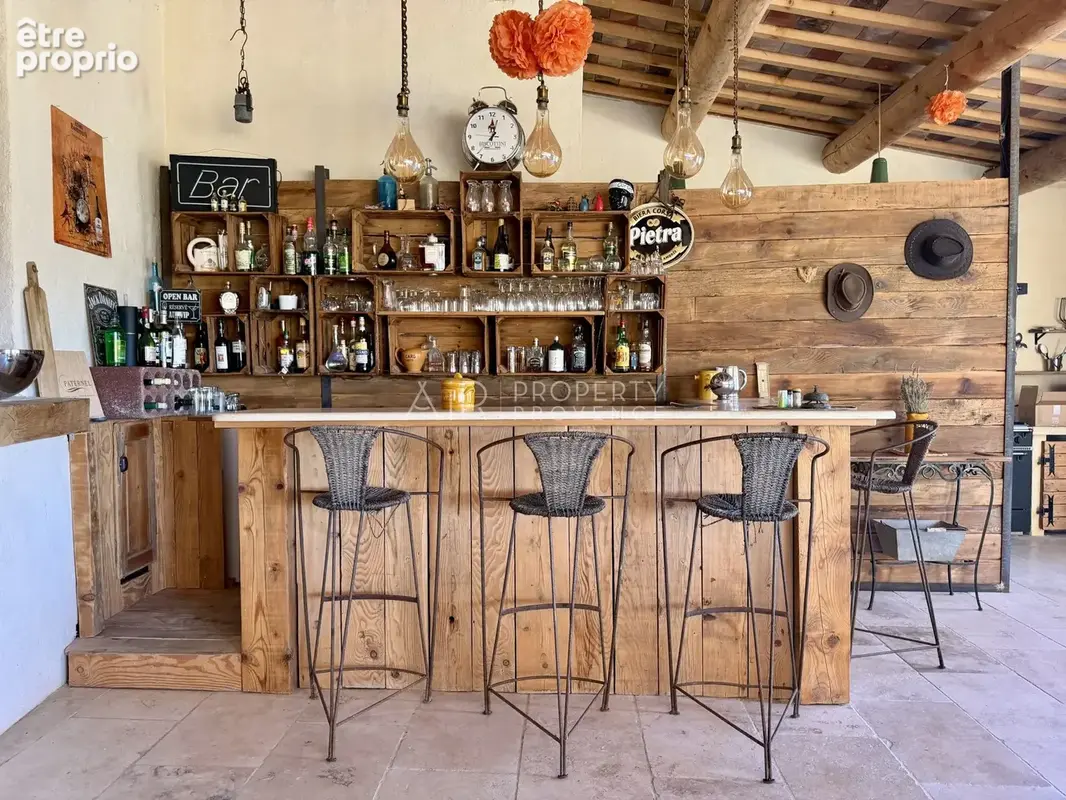 Bar salle de réception