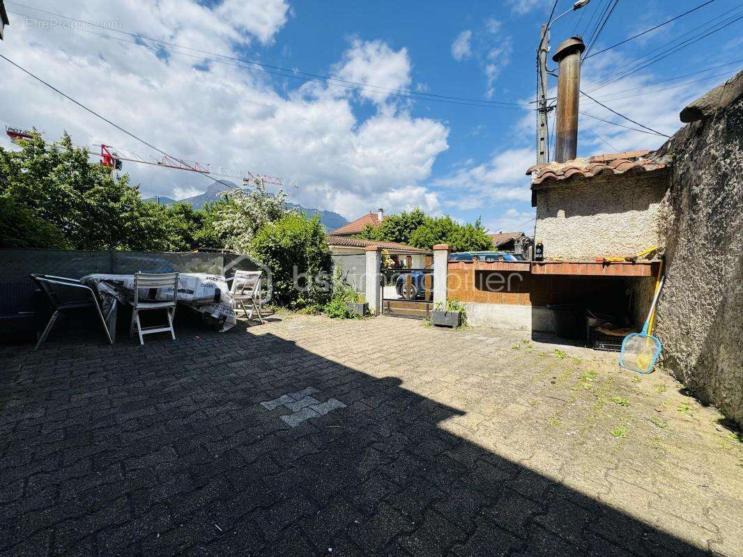 Appartement à VILLARD-BONNOT