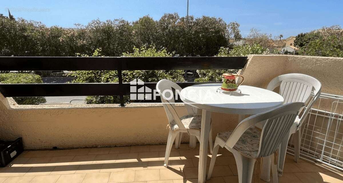 Appartement à LA LONDE-LES-MAURES