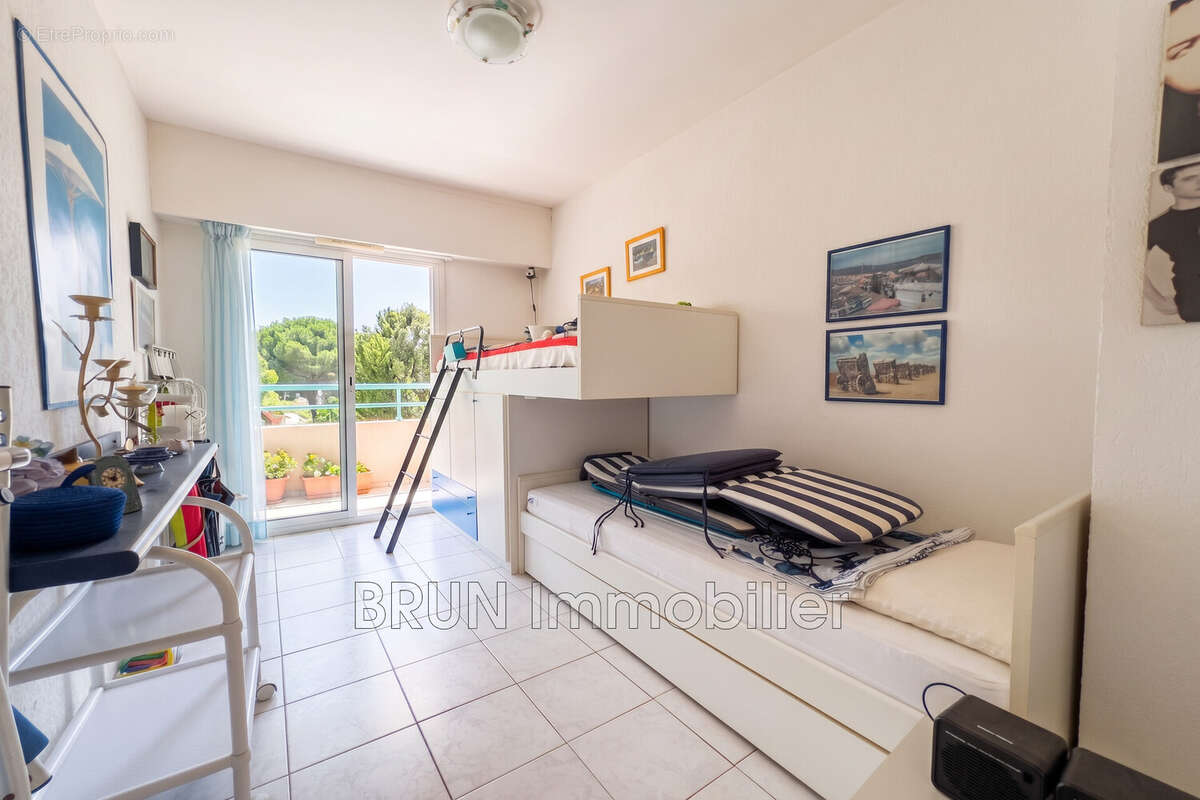 Appartement 54 m² à Antibes  - photo 9