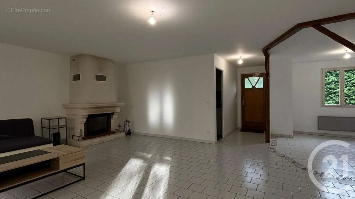 Maison à LA COUTURE-BOUSSEY