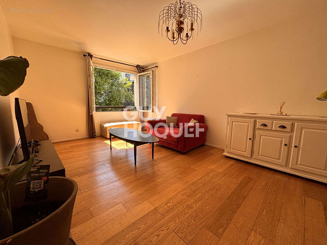 Appartement à SAINT-OUEN