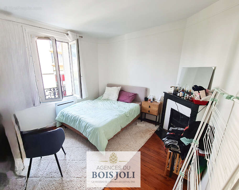 Appartement à COURBEVOIE