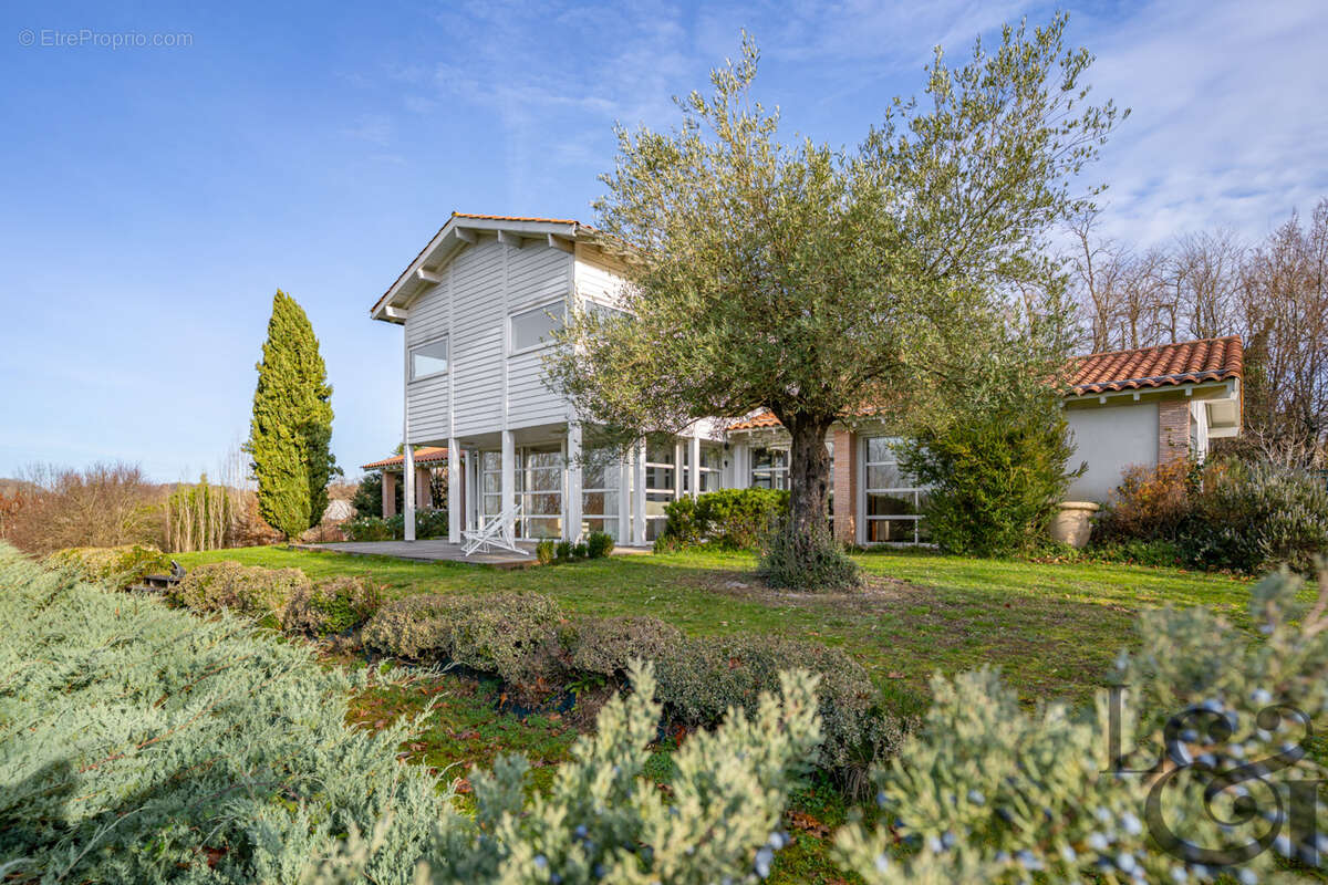 Maison à VILLENEUVE-SUR-LOT
