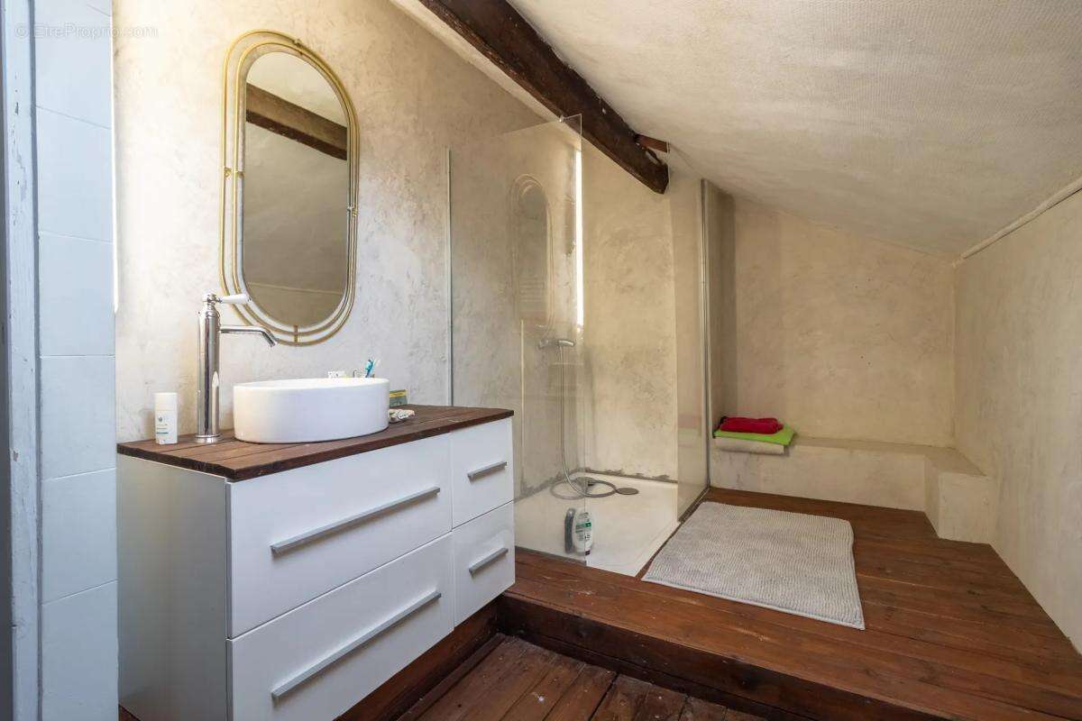 Appartement à NOISY-LE-SEC