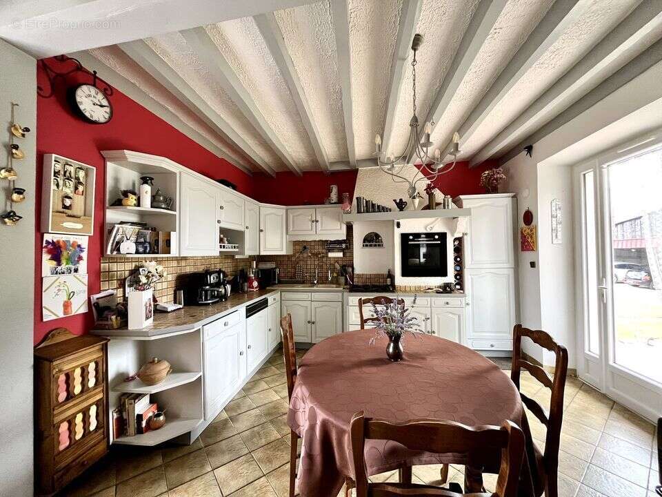 Ensemble immobilier 2 maisons et hangar- Donnemarie-Dontilly- - photo 5