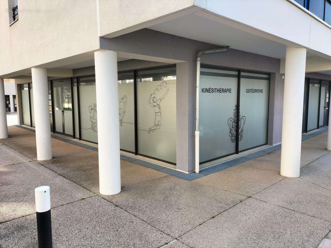 Commerce à CHARNAY-LES-MACON