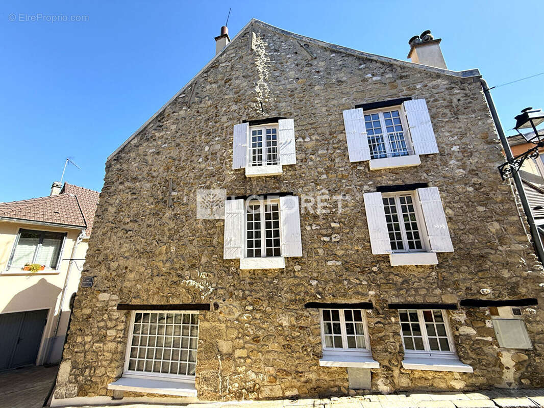 Maison à MARLY-LE-ROI