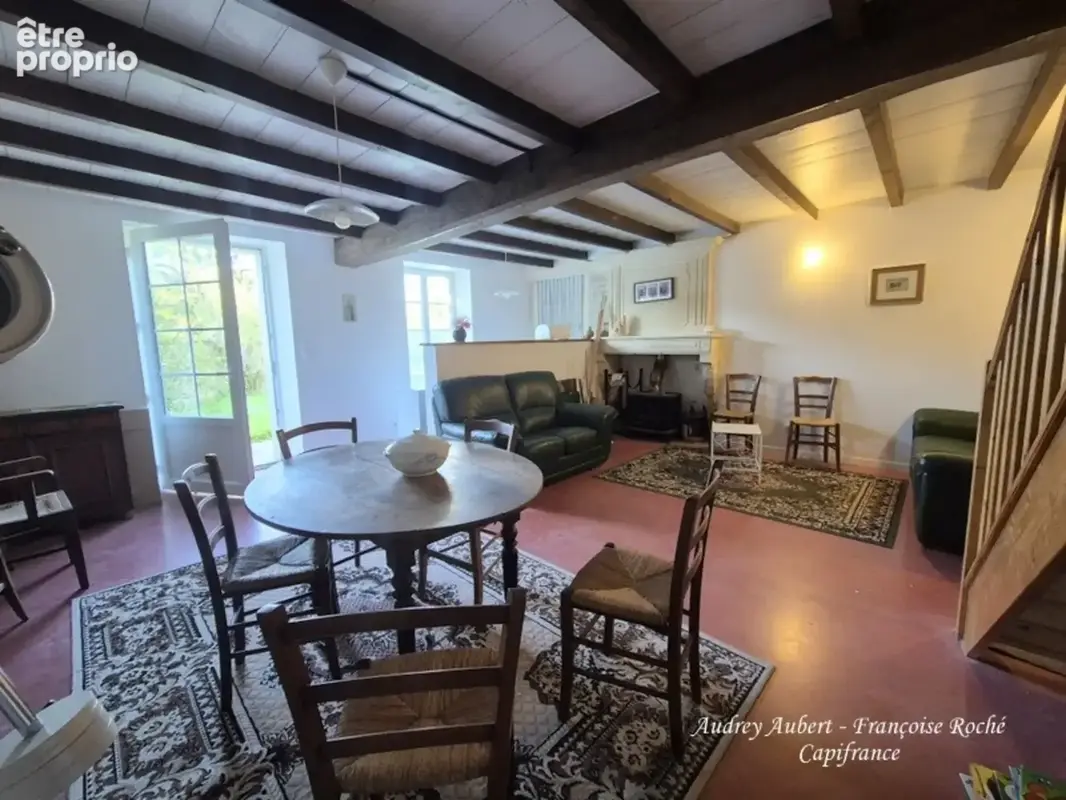Maison à vendre 9 pièces AUTHON EBEON (17) - photo 8