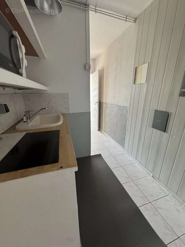 Appartement à PARIS-20E