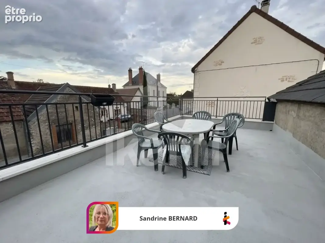 Maison rénovée de 124 m2 avec toit terrasse   Centre de Chabris - photo 16
