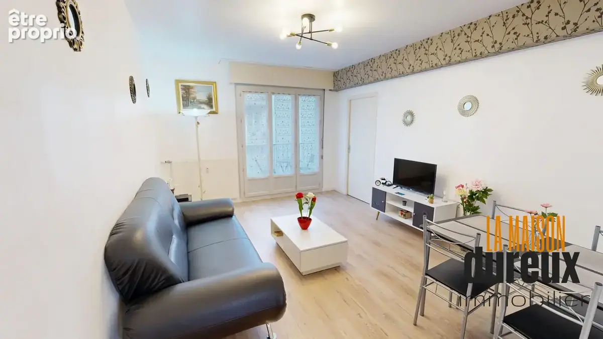 Appartement 3 pièces 66 m² à vendre à Gray (70100) - photo 2