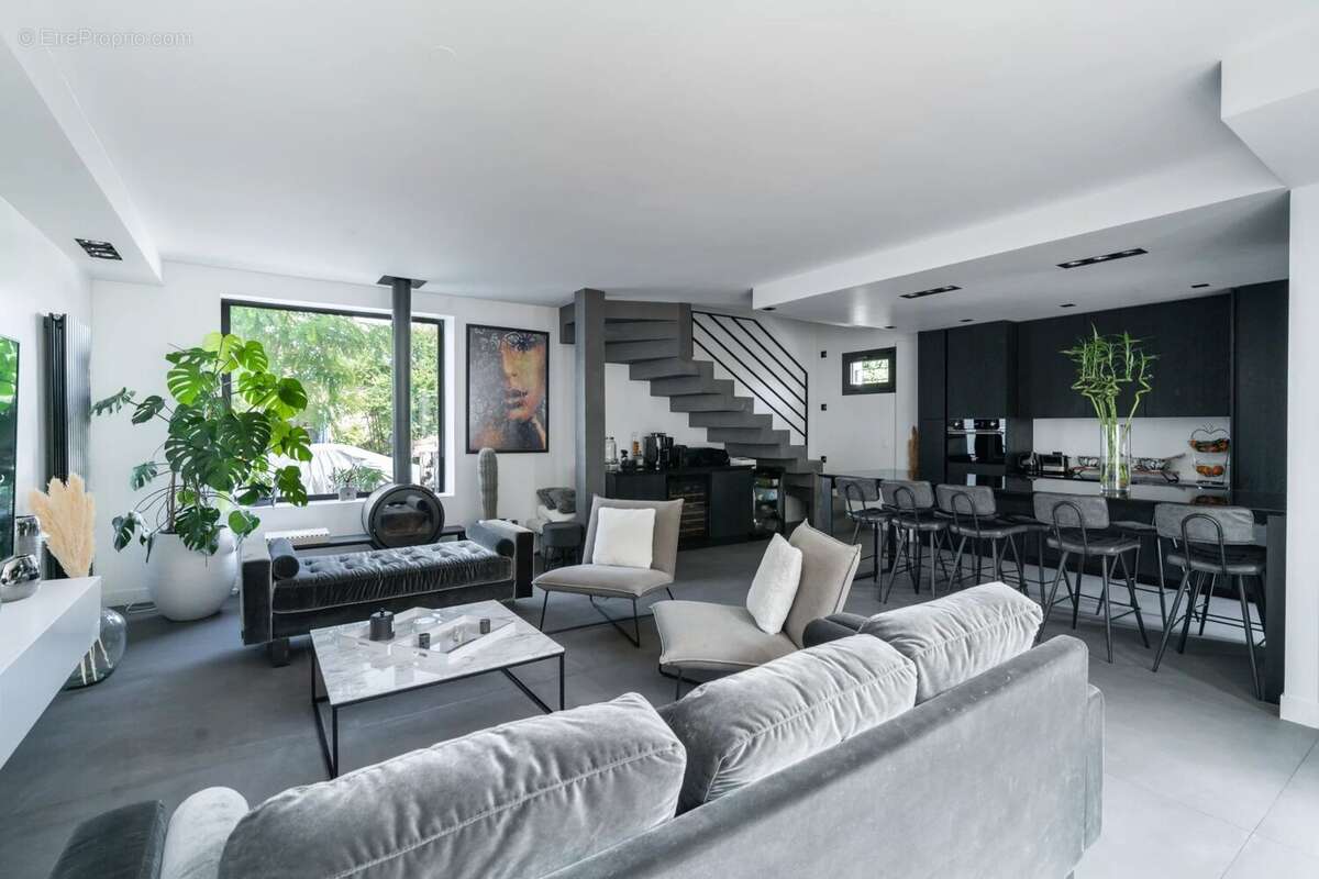 Maison à FONTENAY-SOUS-BOIS