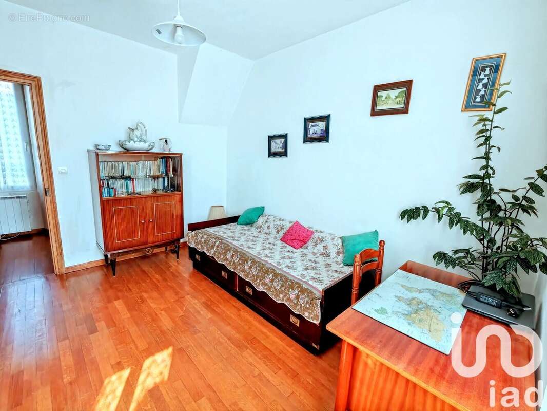 Photo 6 - Maison à DAMMARIE-LES-LYS