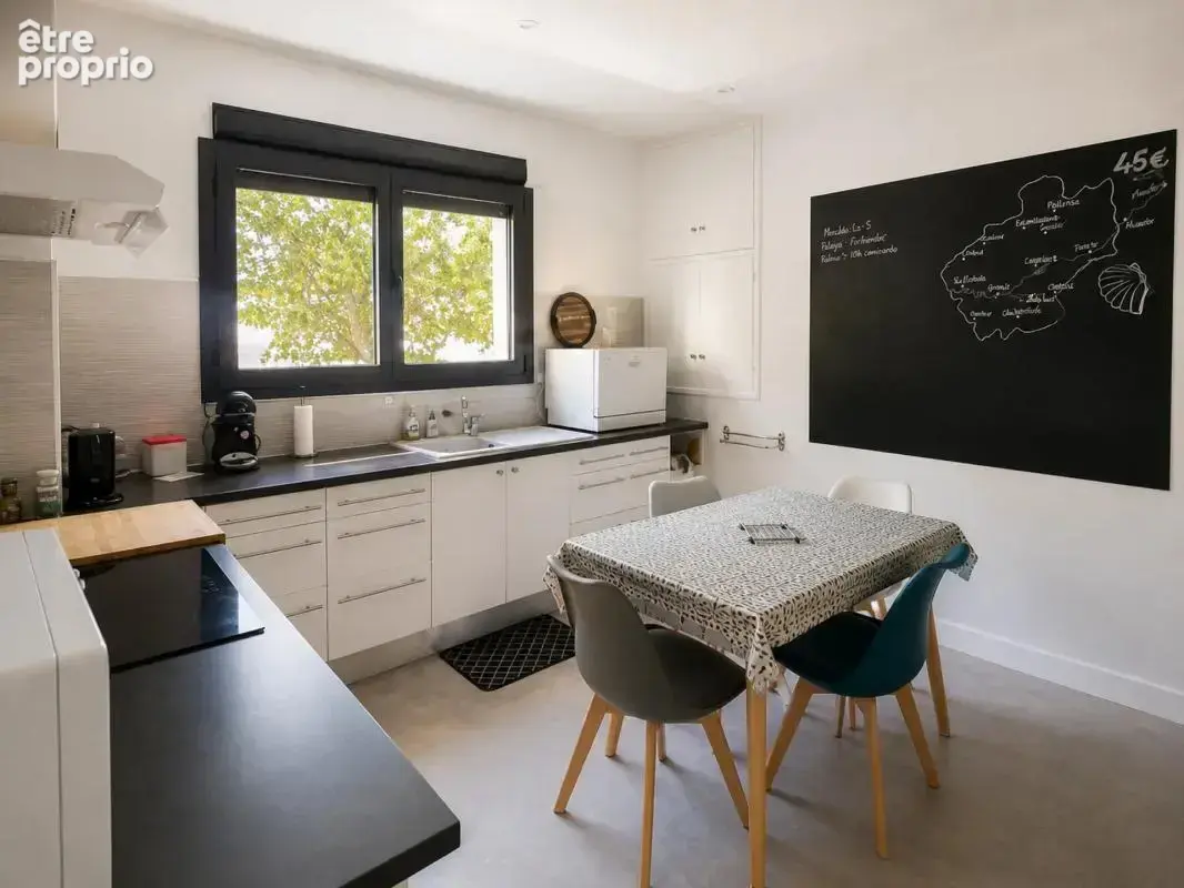 Maison de 8 pièces de 210 m² à Cahors - photo 8