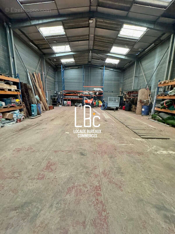 Commerce à CARQUEFOU