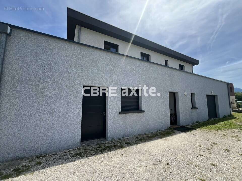 Autre à AITON
